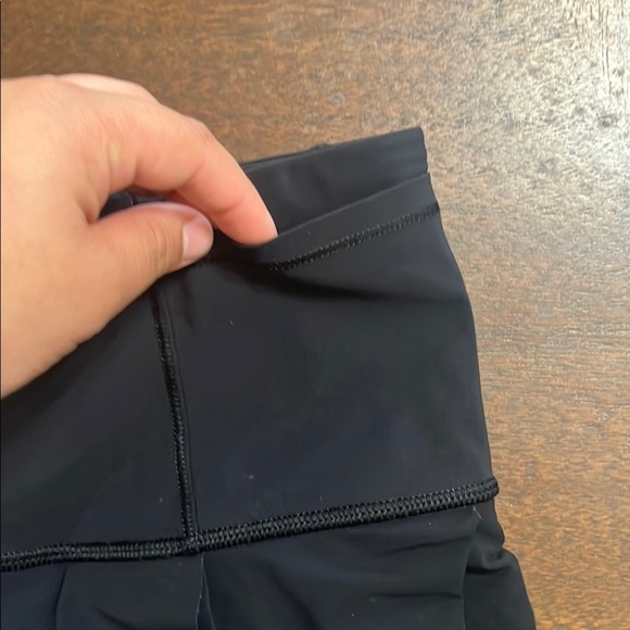 Lululemon Women's Black skirt - Picture 4 of 5